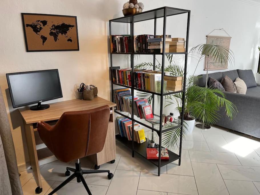 Barrierefreie Schoene Wohnung Im Eg Kossen Bagian luar foto